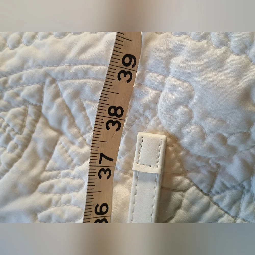 Thin White Belt with Cut-out Design And Silver Buckle